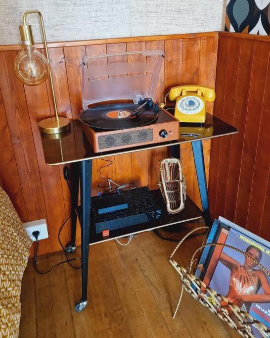 Studio 2 Pers Aux Inspirations 60S 索恩河畔沙隆 外观 照片